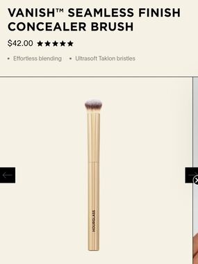 Hourglass New Gold  Vanish™ Seamless Finish Concealer Brush $42.00